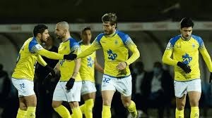 西甲战报：巴雷内切亚半场吊射建功，皇家社会3-1十人奥萨苏纳