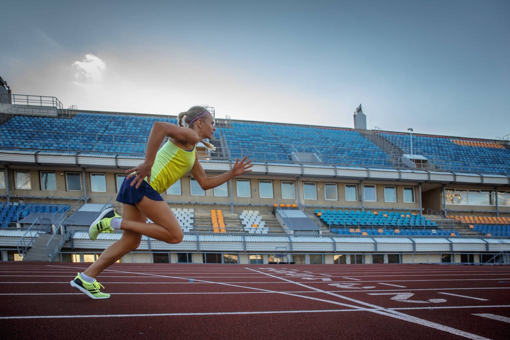 托莫里：对于我这个后卫来说，1-0获胜意味着我们防守得很好